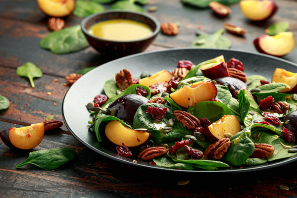 Spinach Salad with Pecans and Peaches