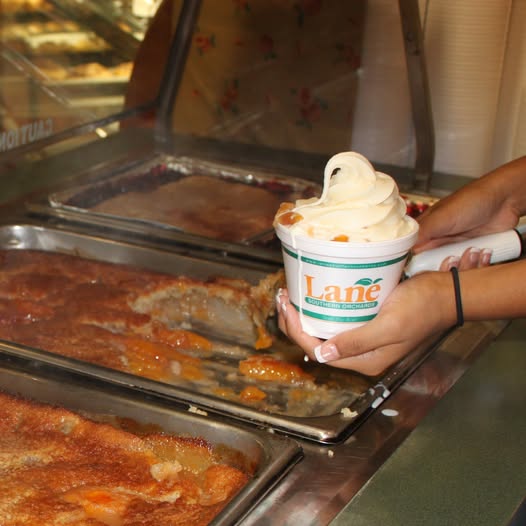 Lane's Famous Peach Cobbler